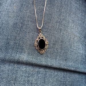 Vintage sterling silver black onyx necklace